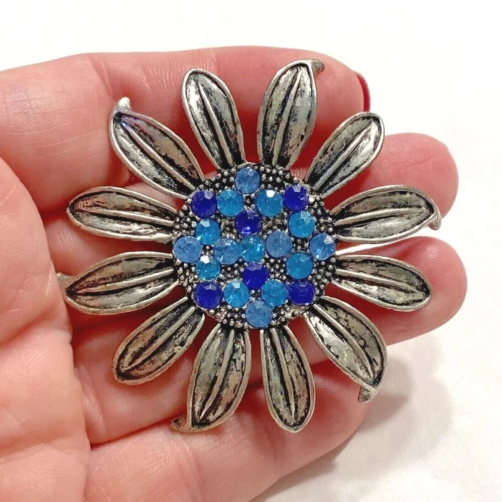 Vintage silvertone pewter finish flower brooch variety blue tones rhinestone pin